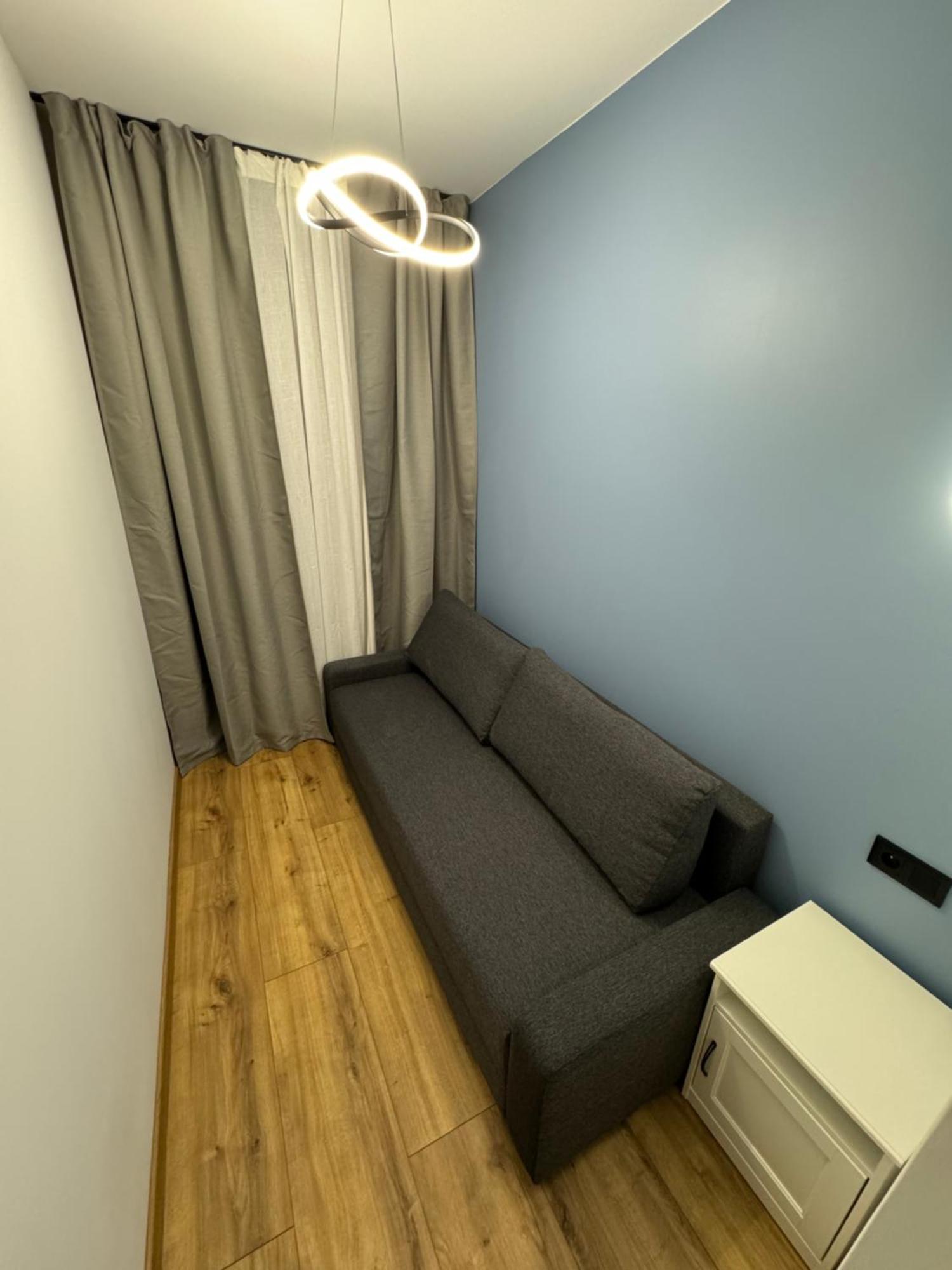 Amadeus - 3 Sleep Room - Parking On Street Katowice Bagian luar foto